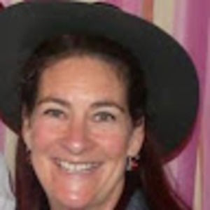 Meet your Posher, Deanna